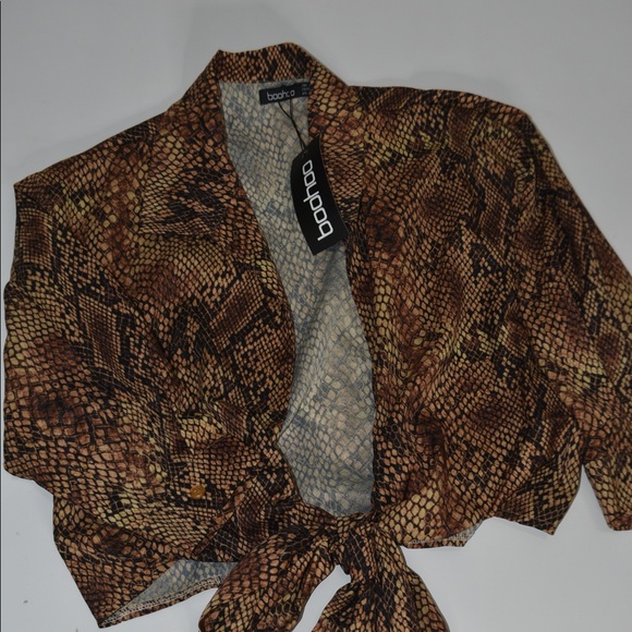 Front tie snake print top - Picture 1 of 1